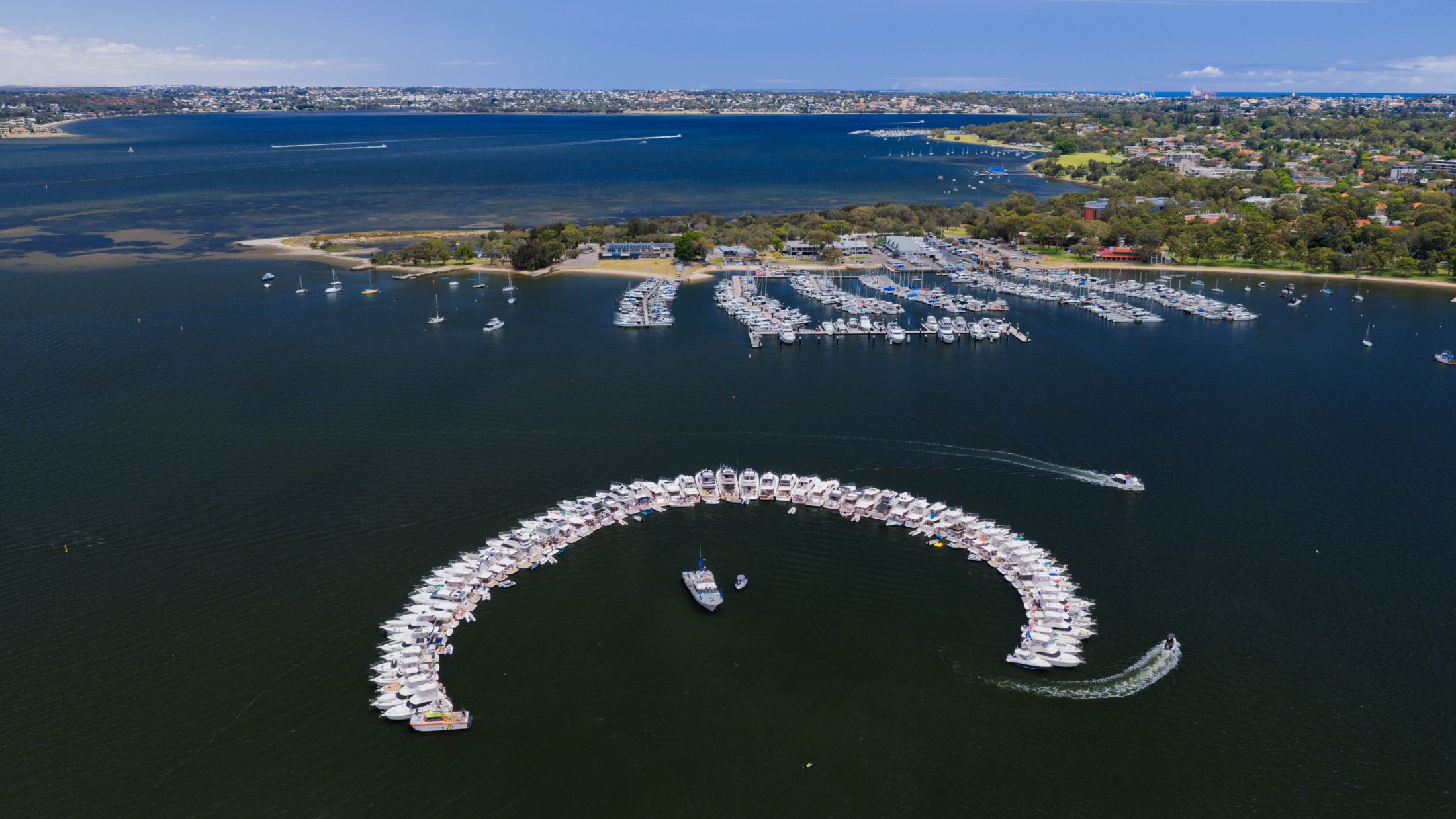Magnificent R Marine Perth Raft-Up Kicks off Summer - Australian Marine ...